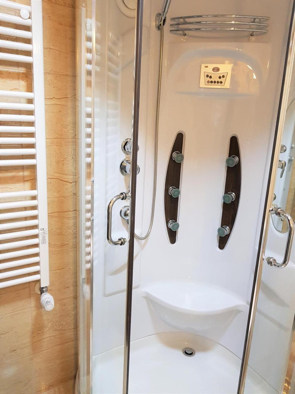 Villa Lotus ديفا المظهر الخارجي الصورة